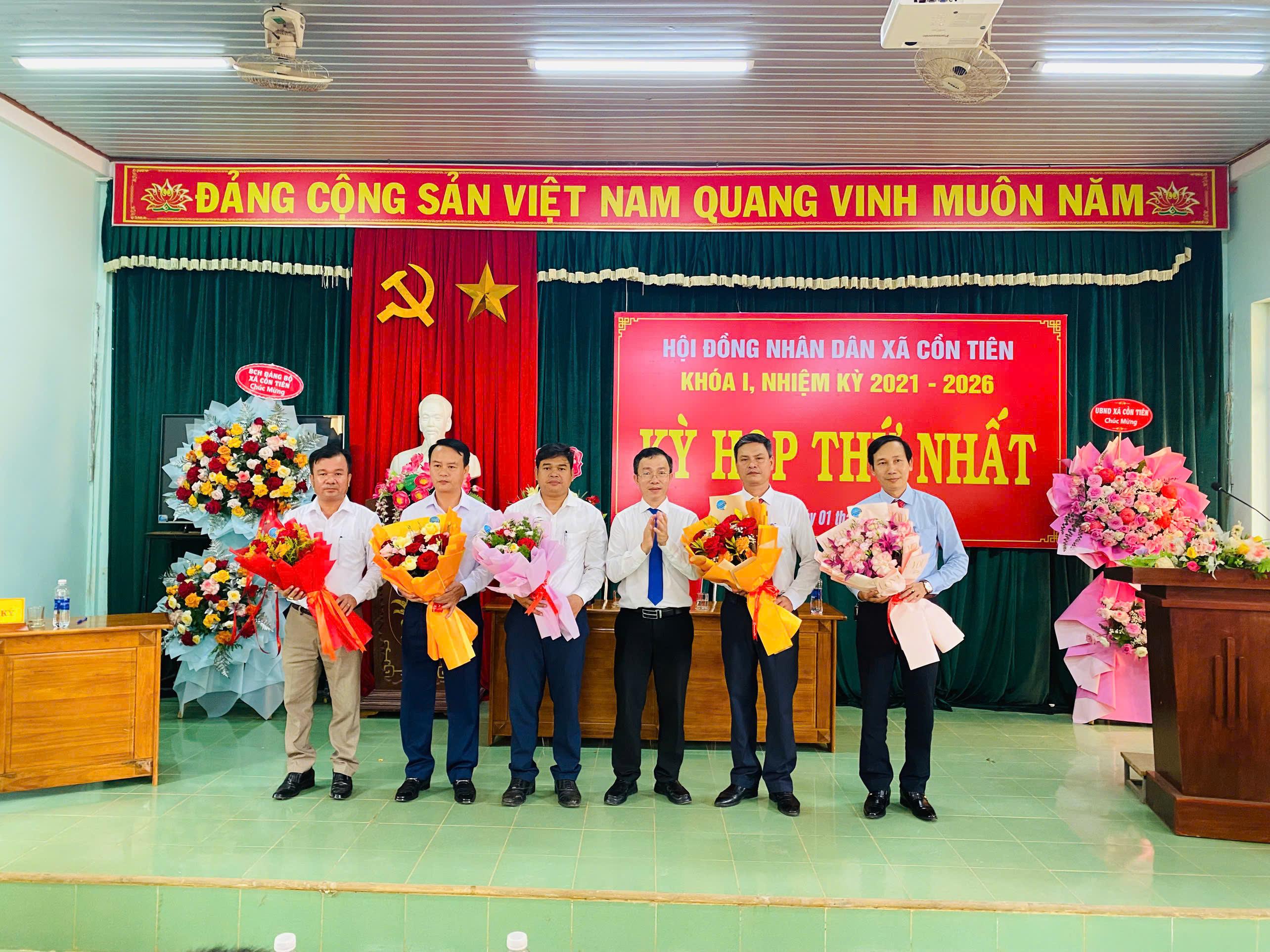 HĐND xã Cồn Tiên tổ chức kỳ họp thứ nhất